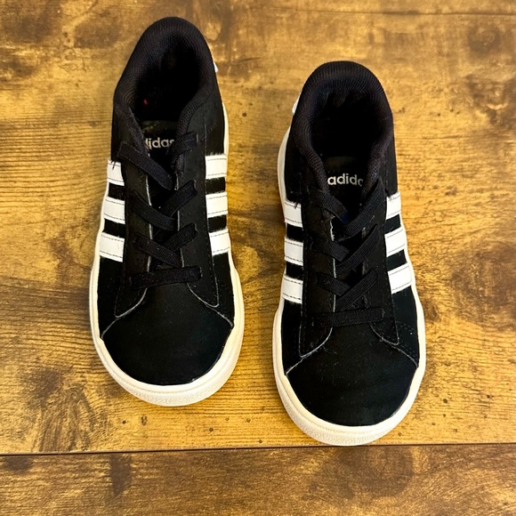 Adidas Neo Daily 2.0 I Core Shoes size 8 toddler-white/black - Picture 2 of 7